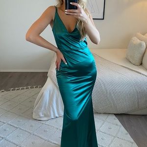 Lulus emerald green satin maxi dress
